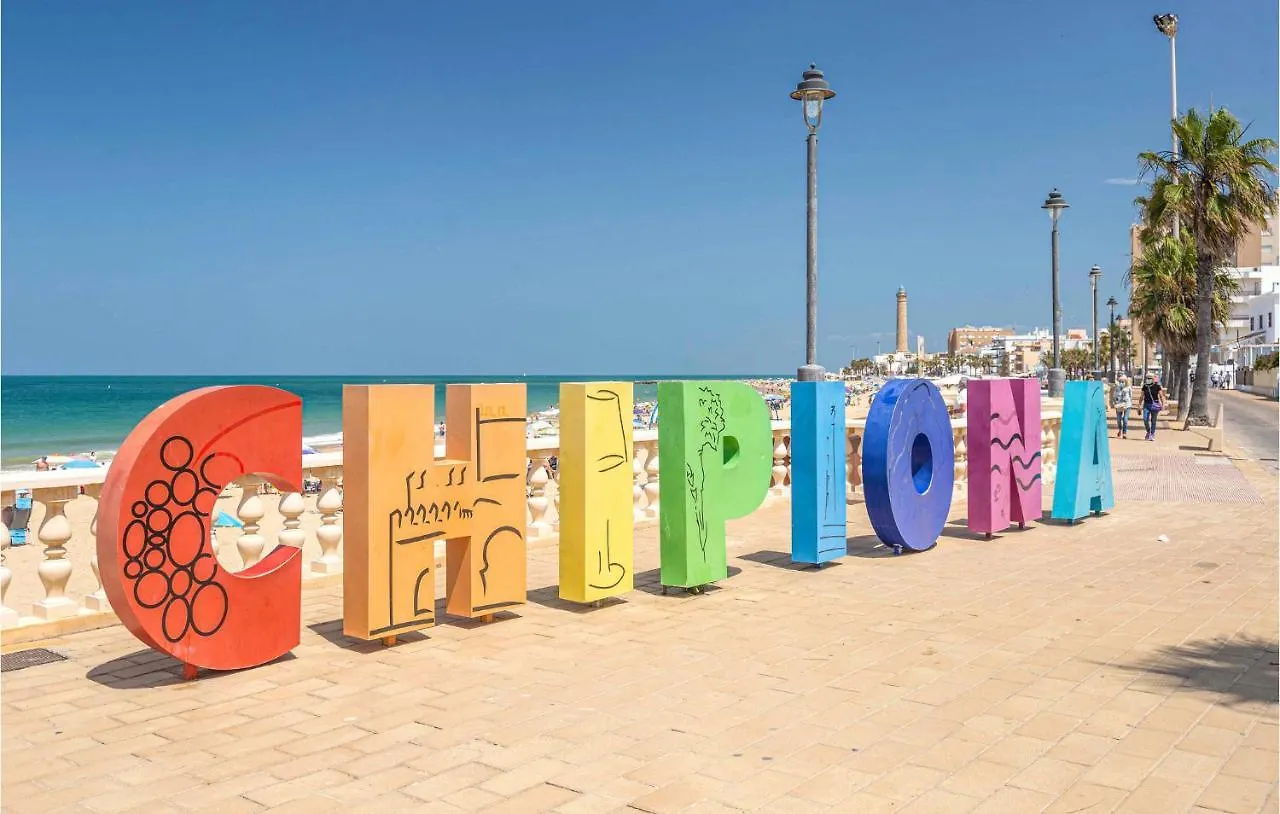 Holiday home 6 Bedroom Lovely Home In Chipiona