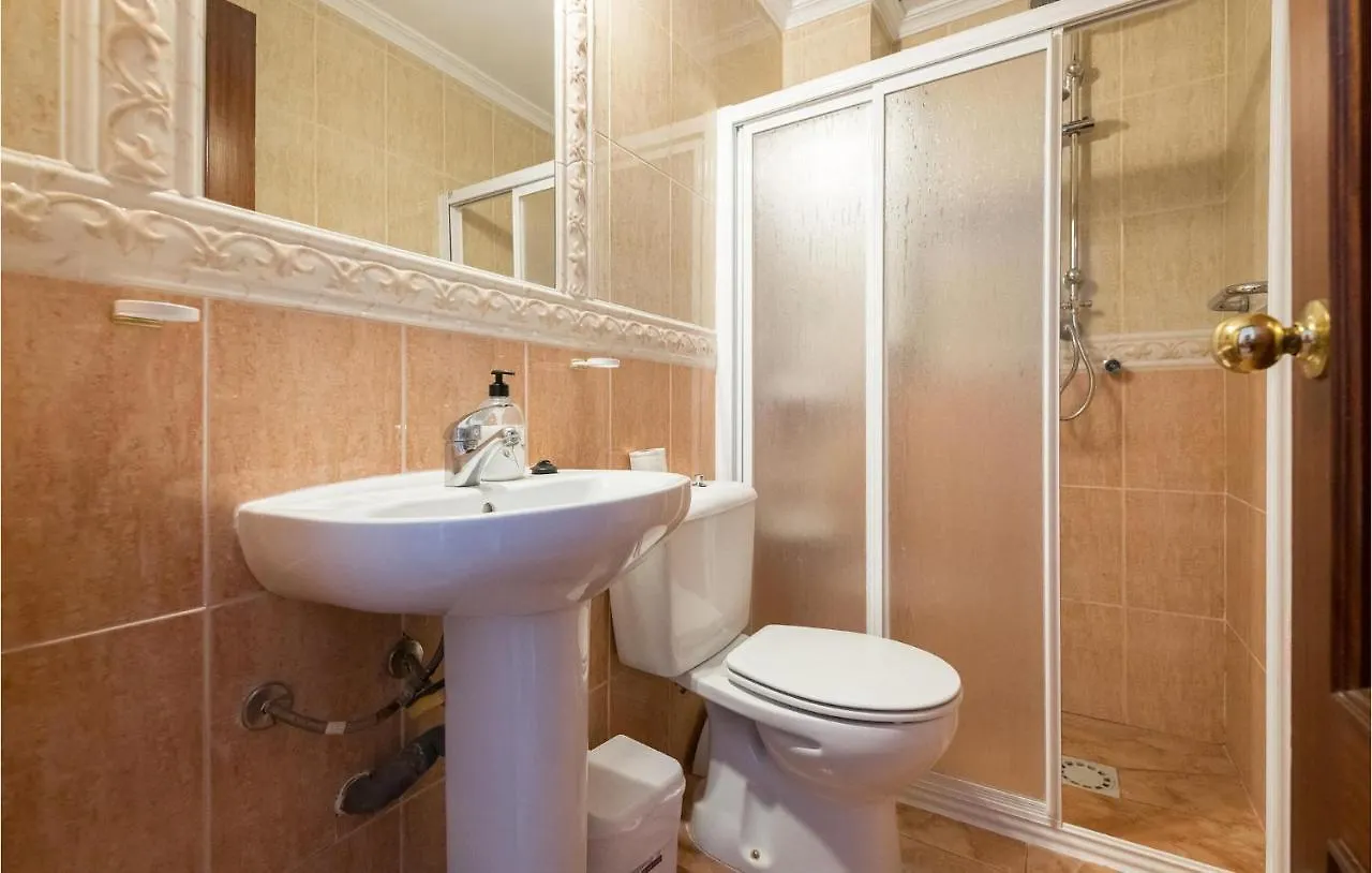 Holiday home 6 Bedroom Lovely Home In Chipiona