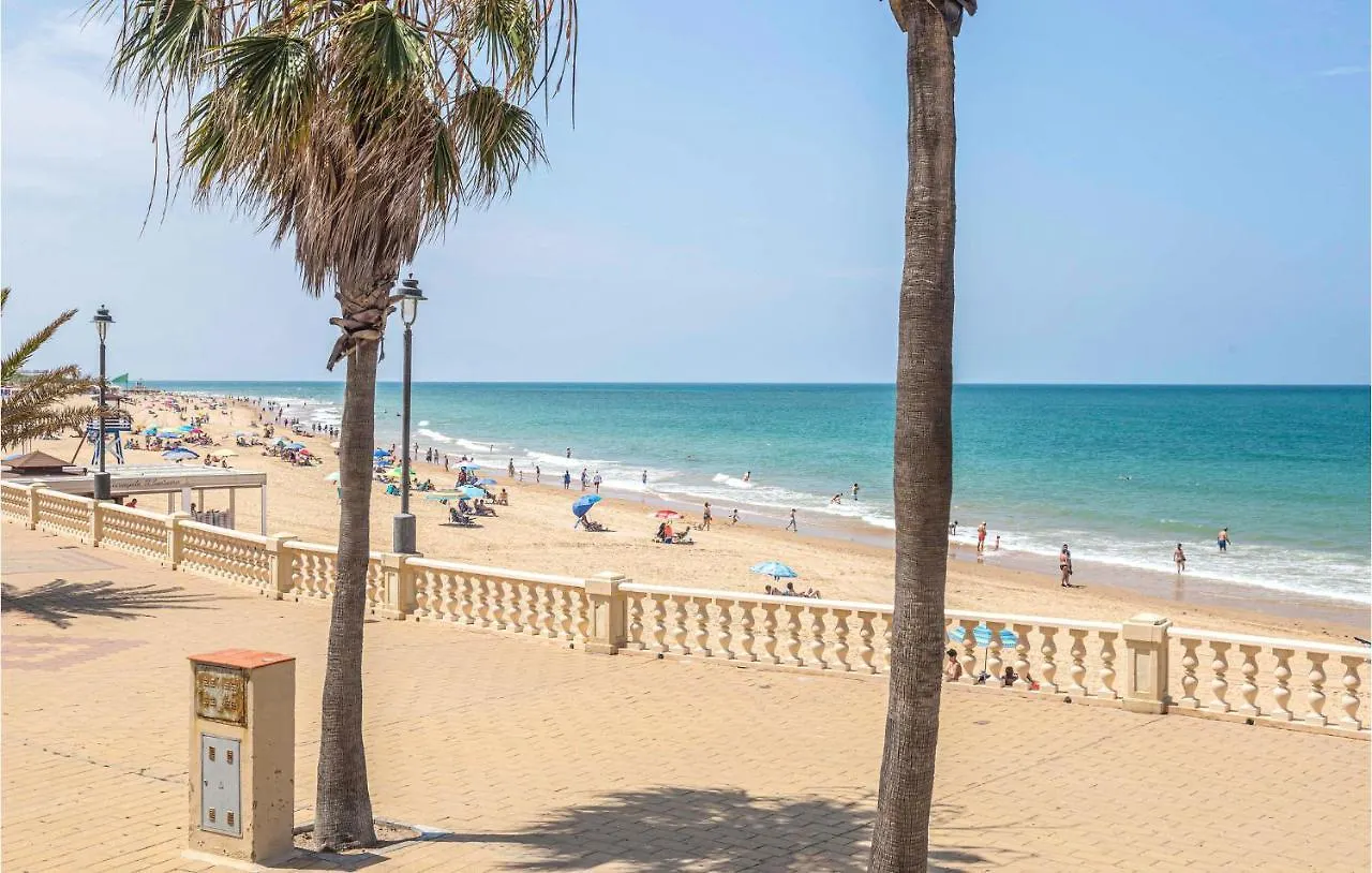 Holiday home 6 Bedroom Lovely Home In Chipiona