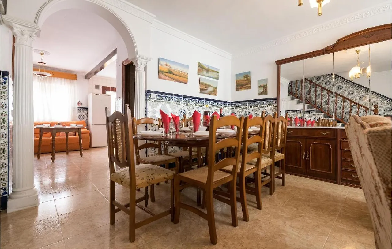 6 Bedroom Lovely Home In Chipiona